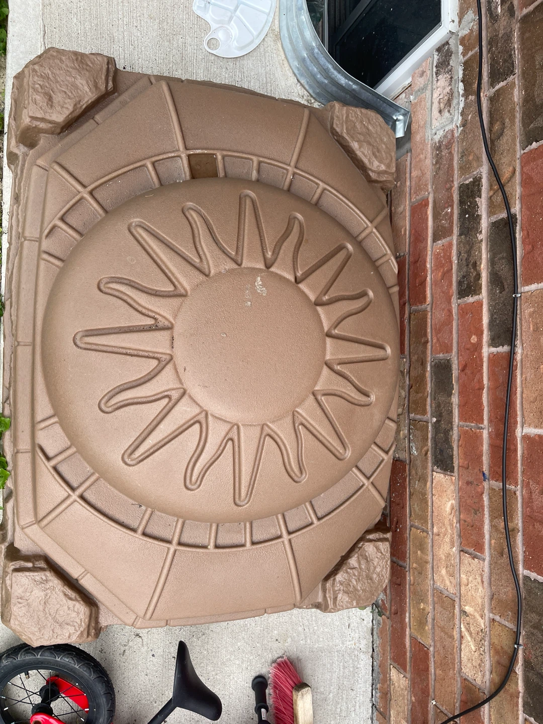 Step2 Sandbox with Lid