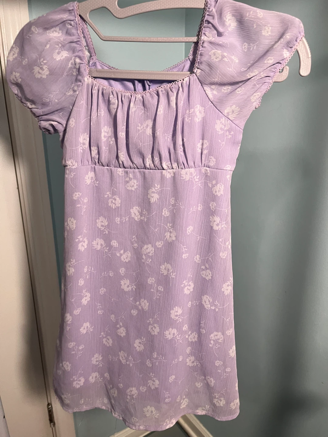 Art Class Lavender Floral Puff Sleeve Dress