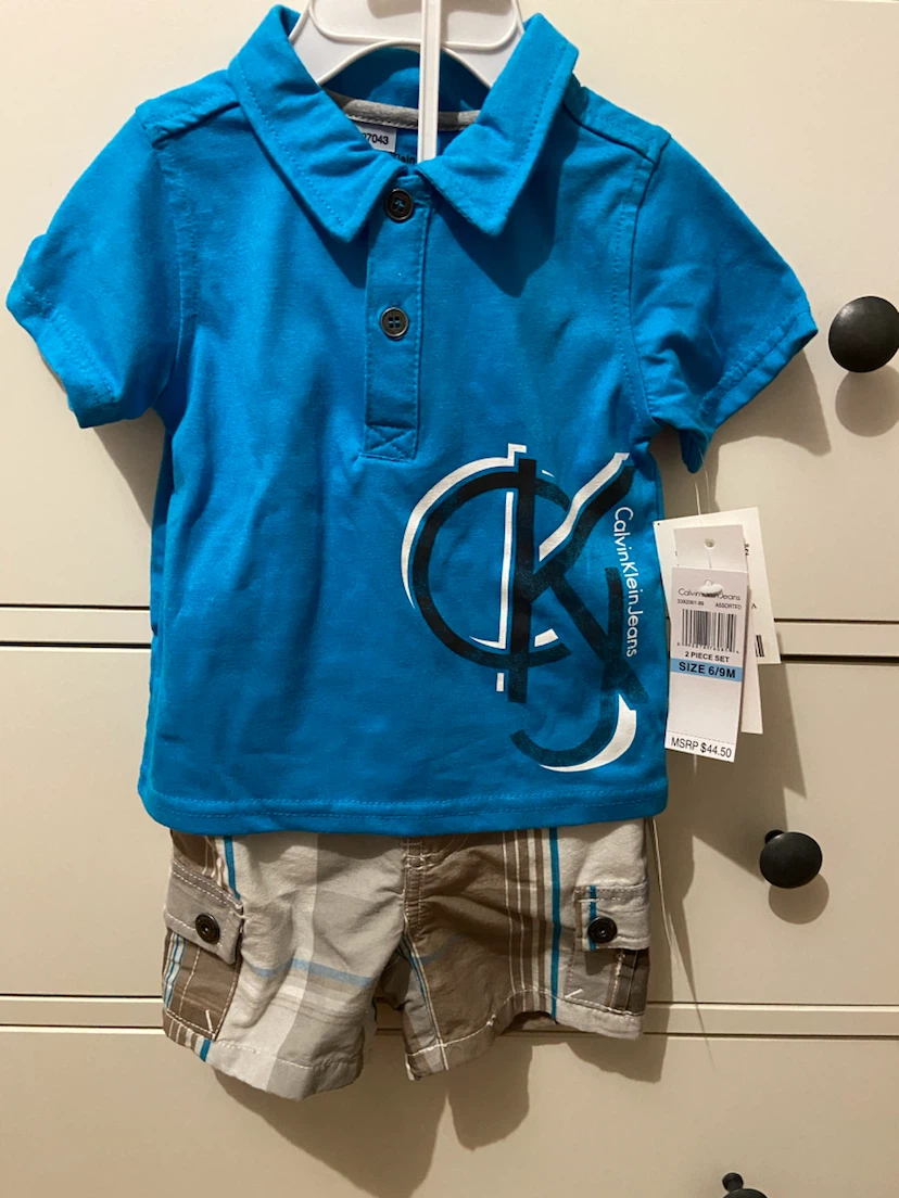 BNWT Calvin Klein Outfit 6-9 Months