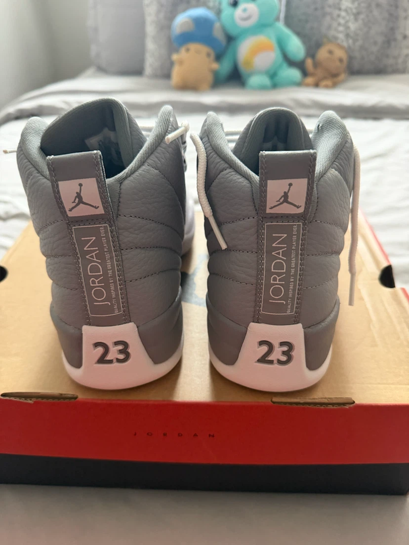 Air Jordan 12 Retro Stealth Cool Grey - photo 2