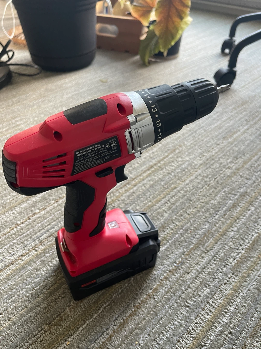 Hyper Tough 18V Cordless Drill + charger - photo 3