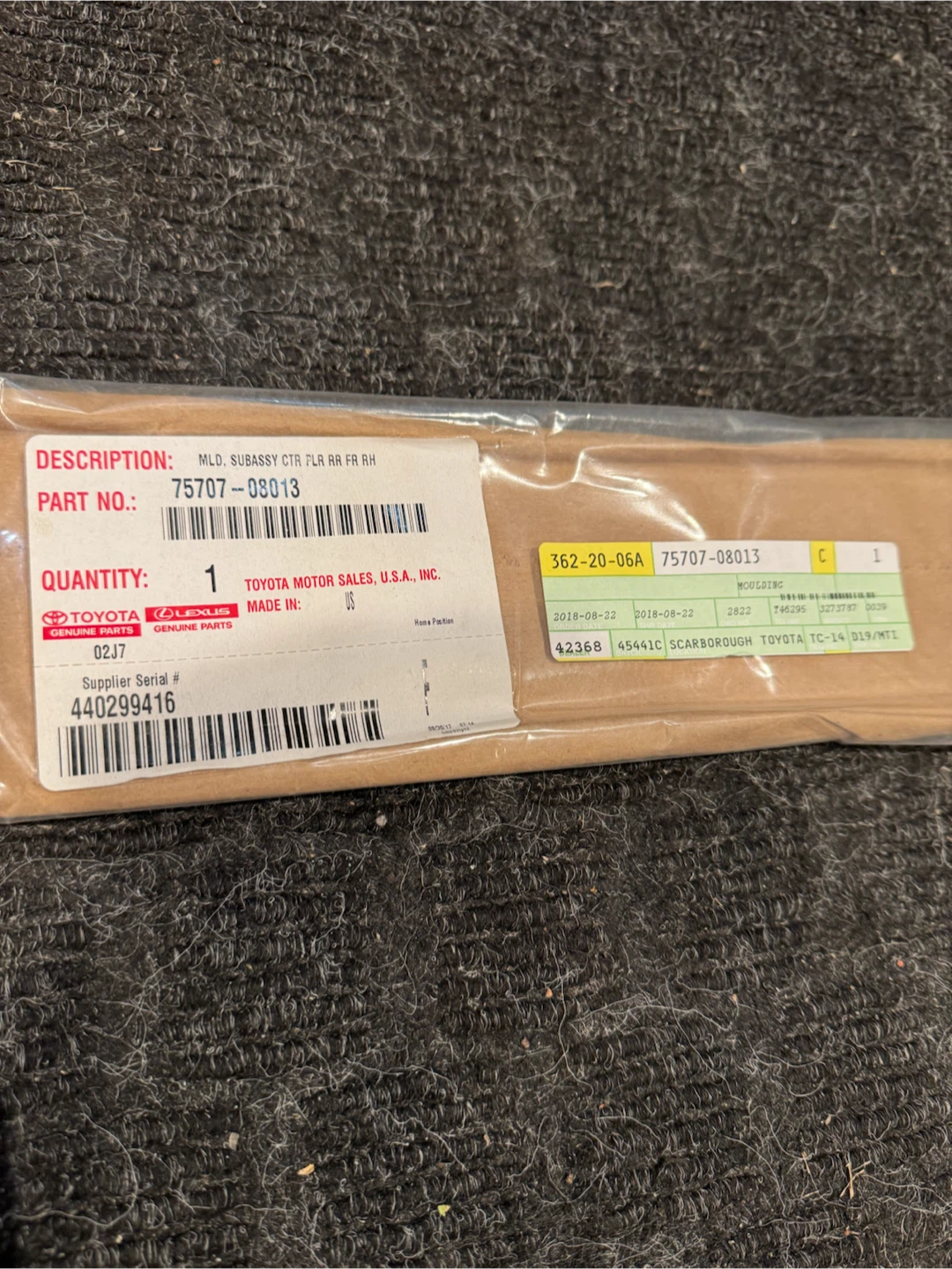 OEM new Toyota Sienna Window Moulding