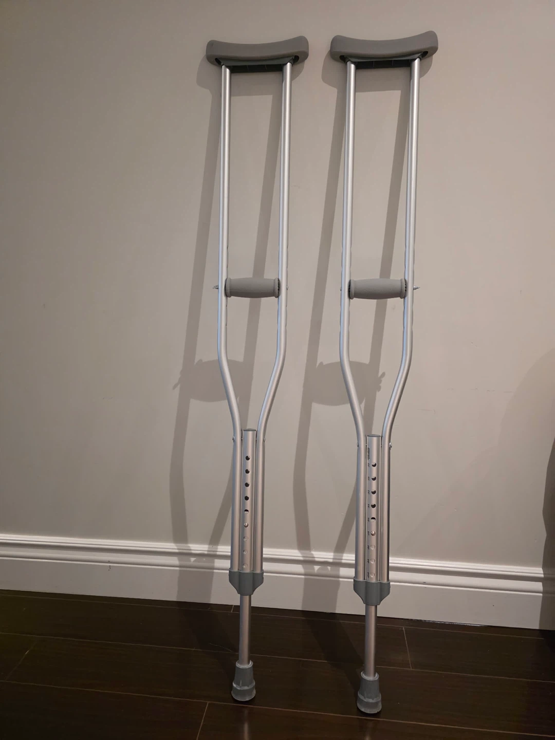 Adjustable Crutches Pair - photo 2