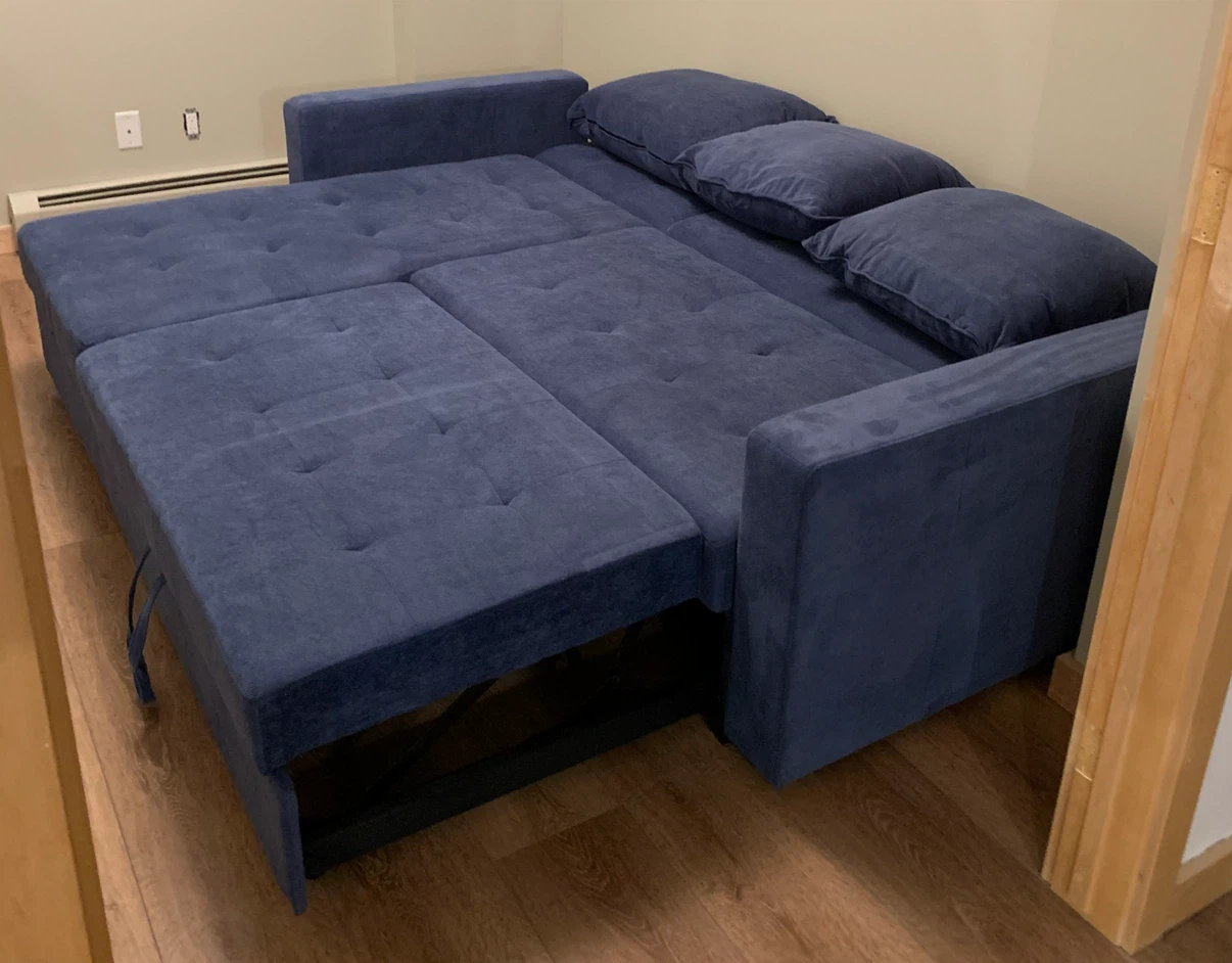 Sectional /Queen or King bed - photo 2