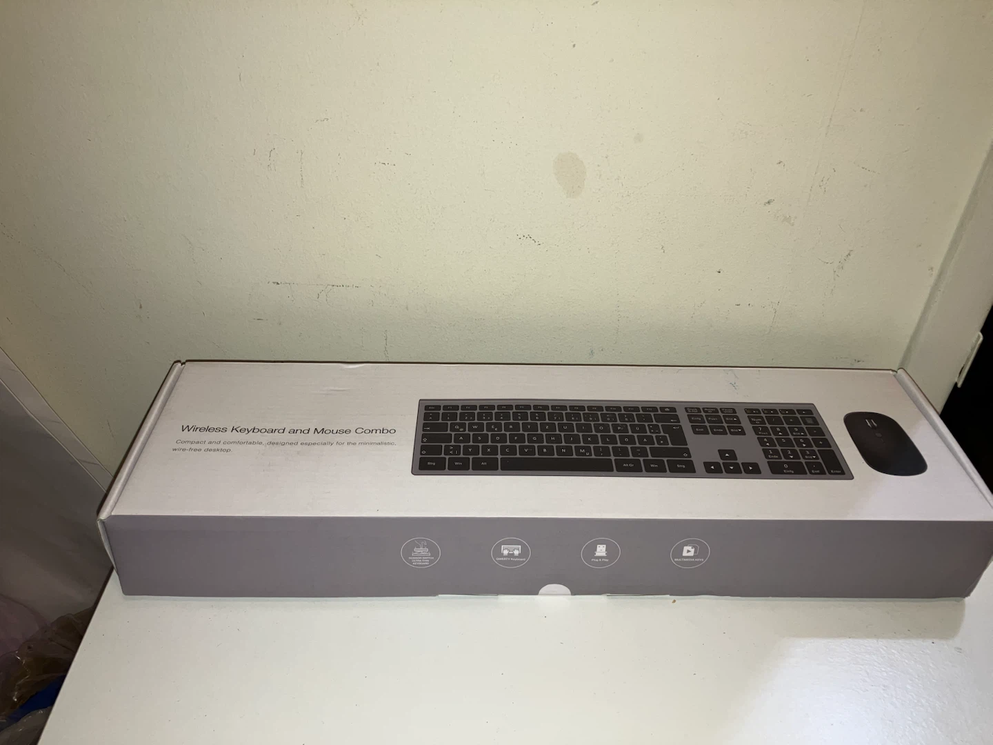 Keevoo Wireless Keyboard and Mouse Combo