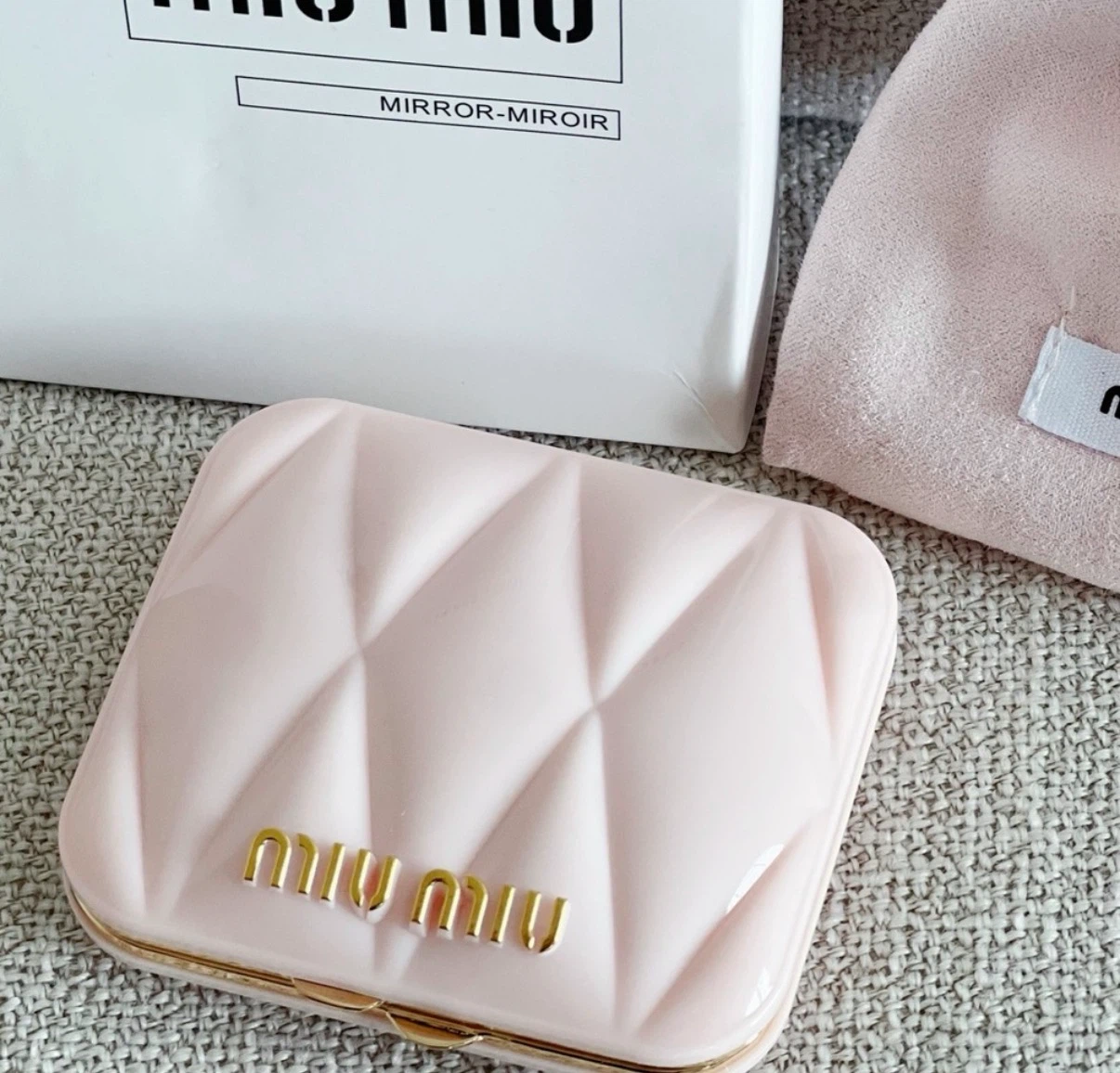 Miu Miu Macaron Pink Mirror - photo 2