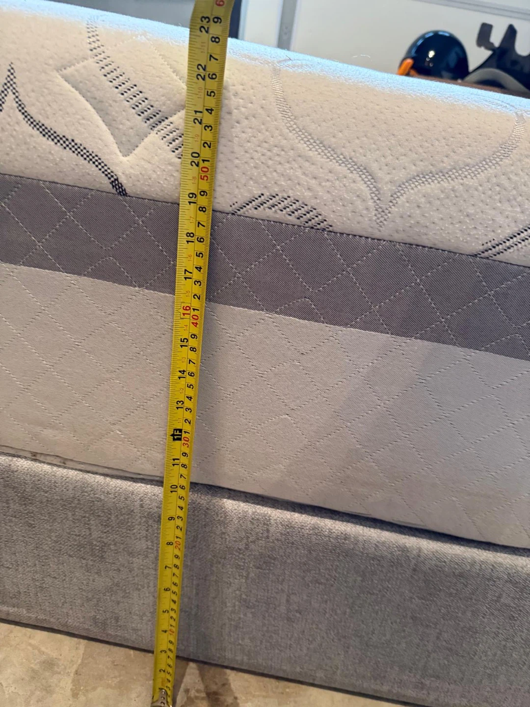 Queen sz Mattress with Box Spring.delivery $ - photo 2