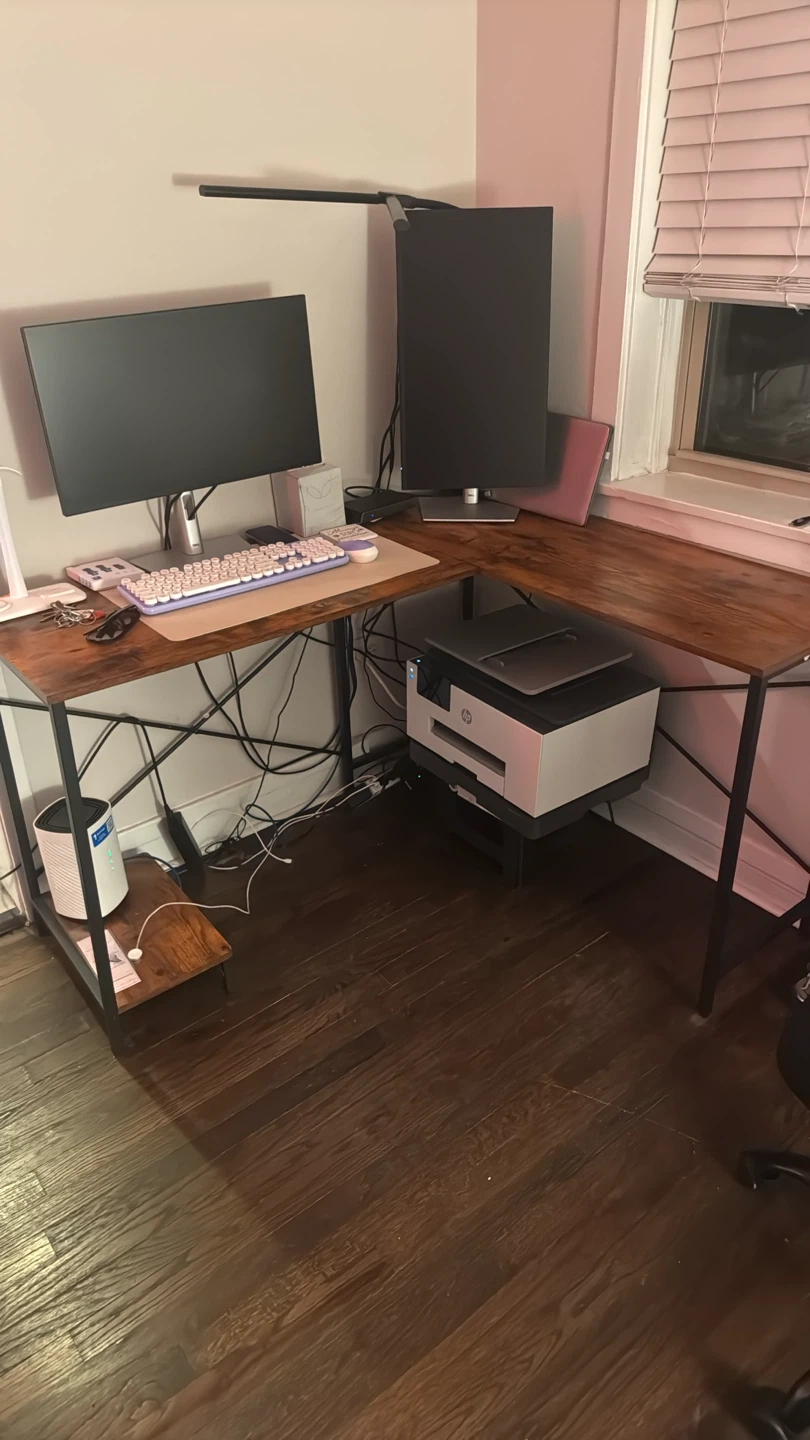 Corner L-Shaped Desk with Wood Finish - photo 3