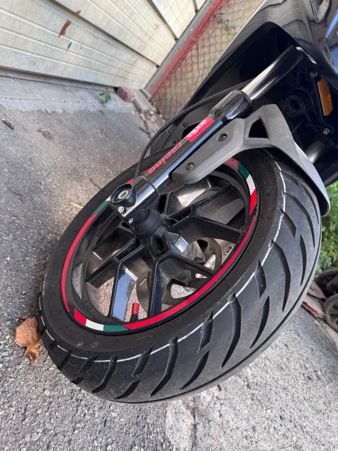 Aprilia SR 50 Scooter - photo 2
