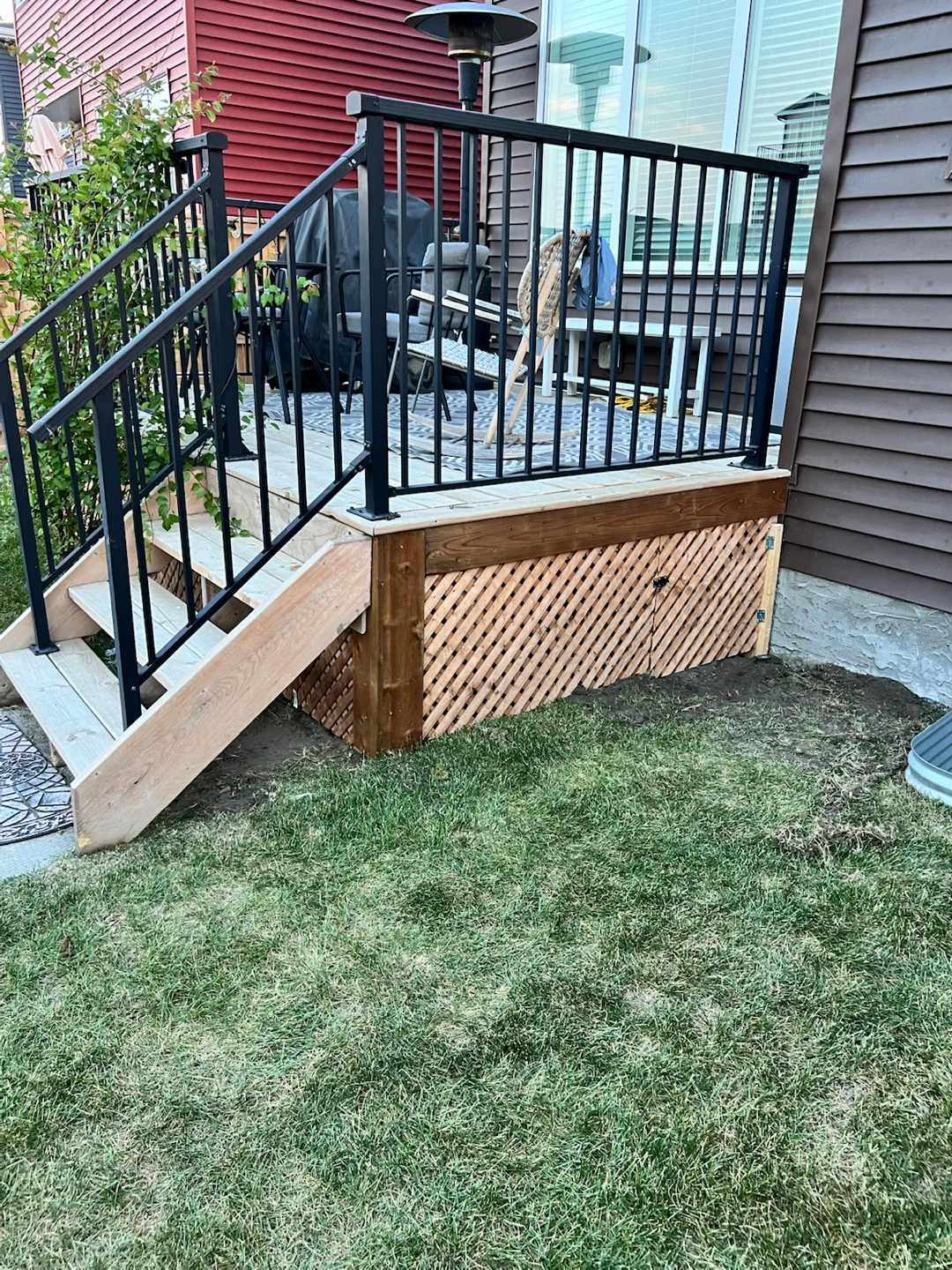 Deck privacy - photo 2