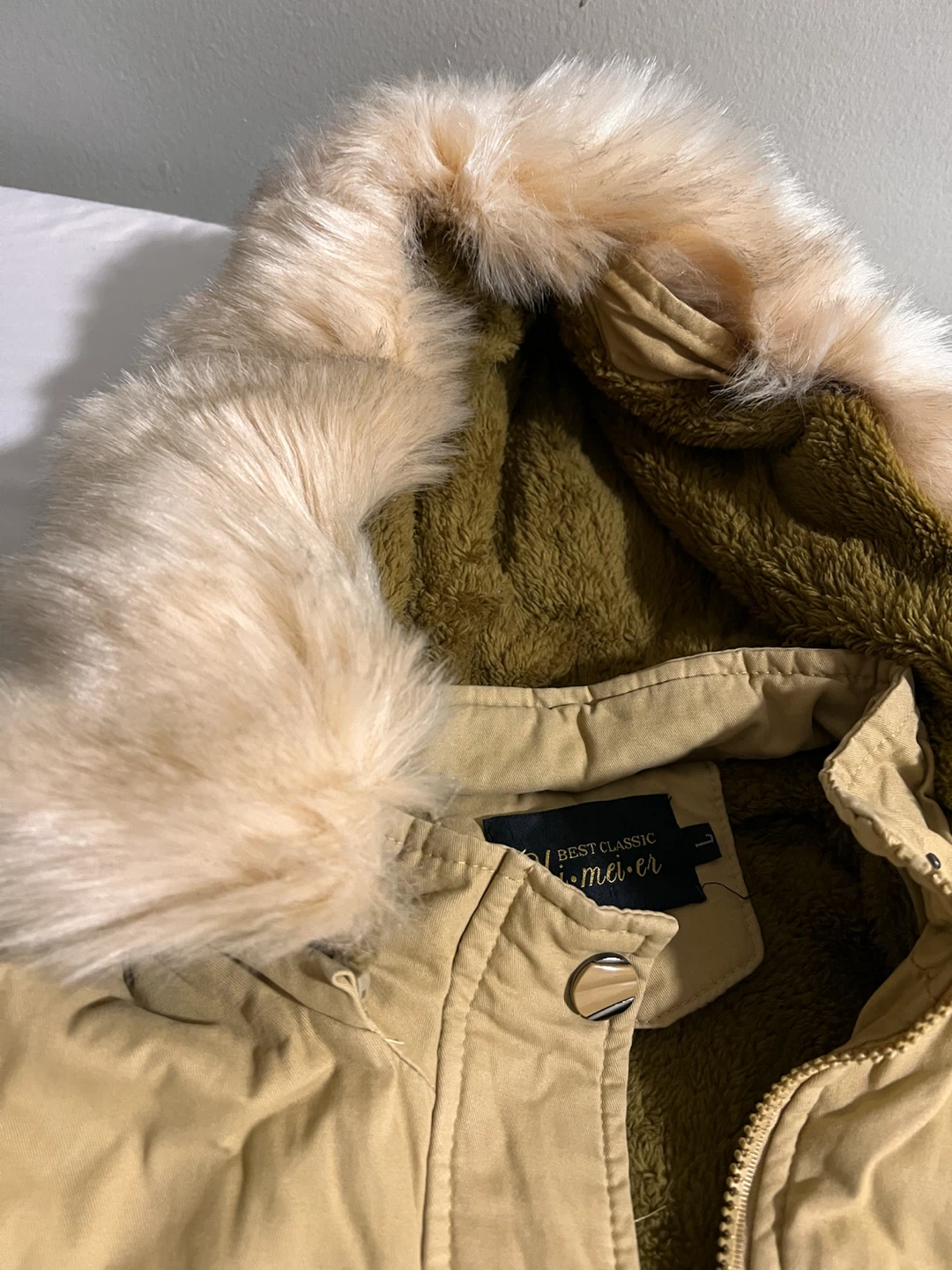 BEST CLASSIC Winter Jacket with Fur Hood - photo 2