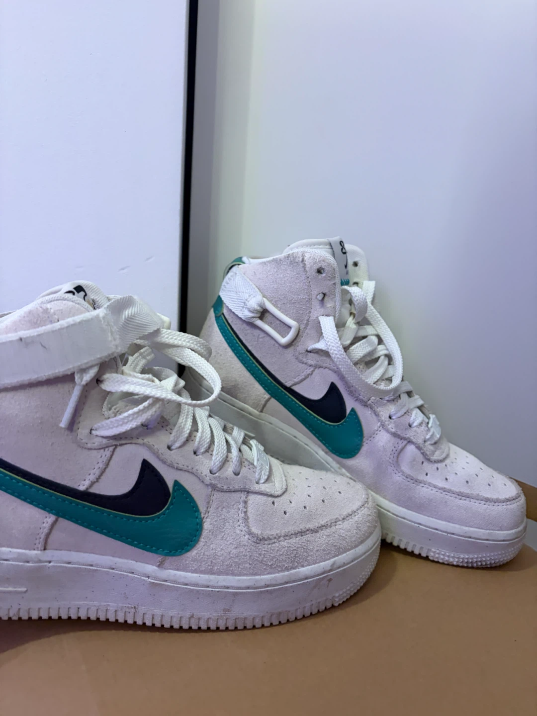 Nike Women's Air Force 1 High SE shoes - photo 2