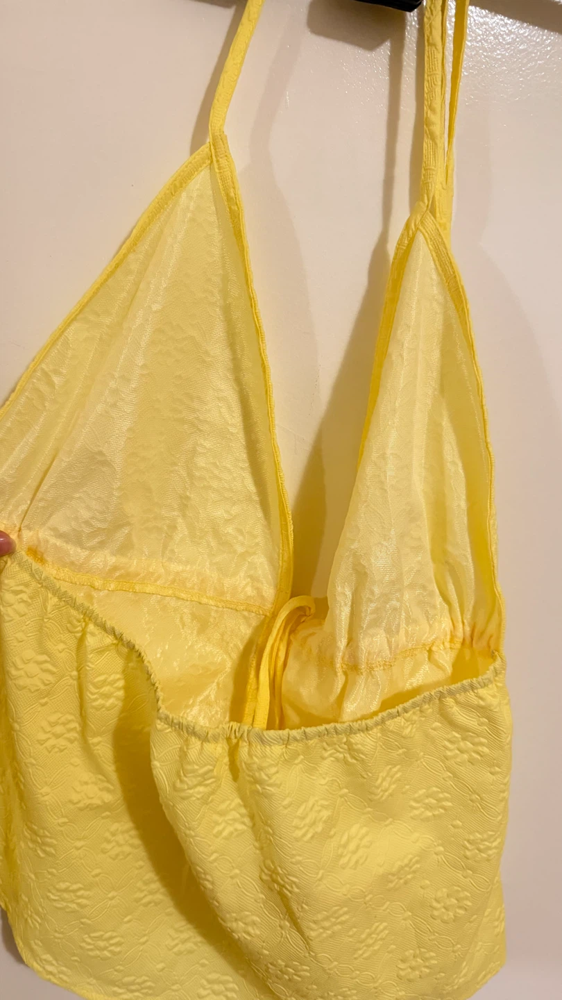 Yellow Halter Neck Crop Top - photo 4