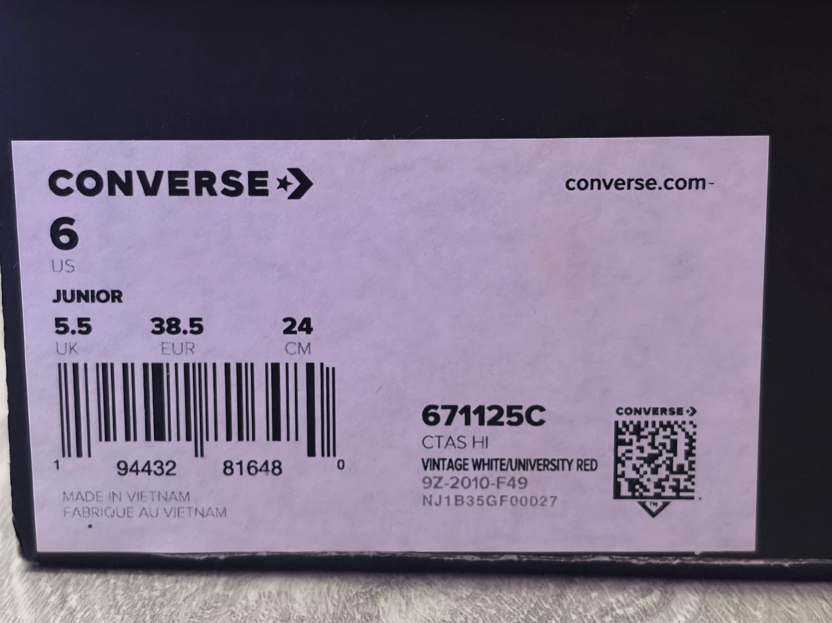 Converse Chuck Taylor All Star Hi Sneakers - White/Red Hearts - photo 4