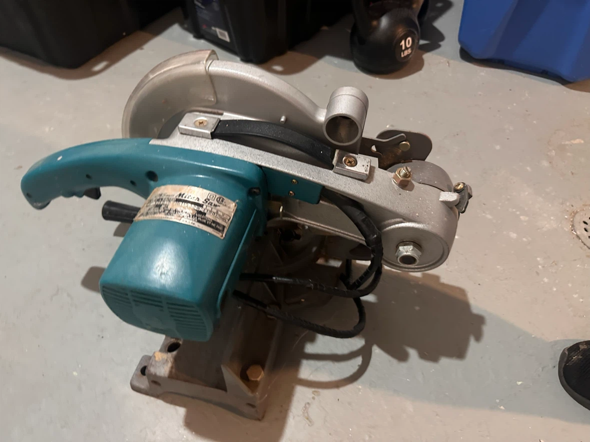 Makita 255mm Miter Saw LS020 - photo 2