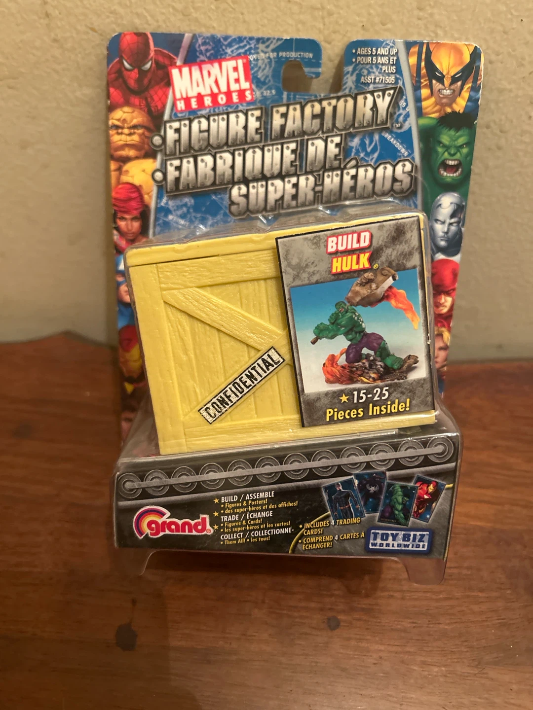 Vintage BNIB 2005 Marvel Heroes Figure Factory - photo 3