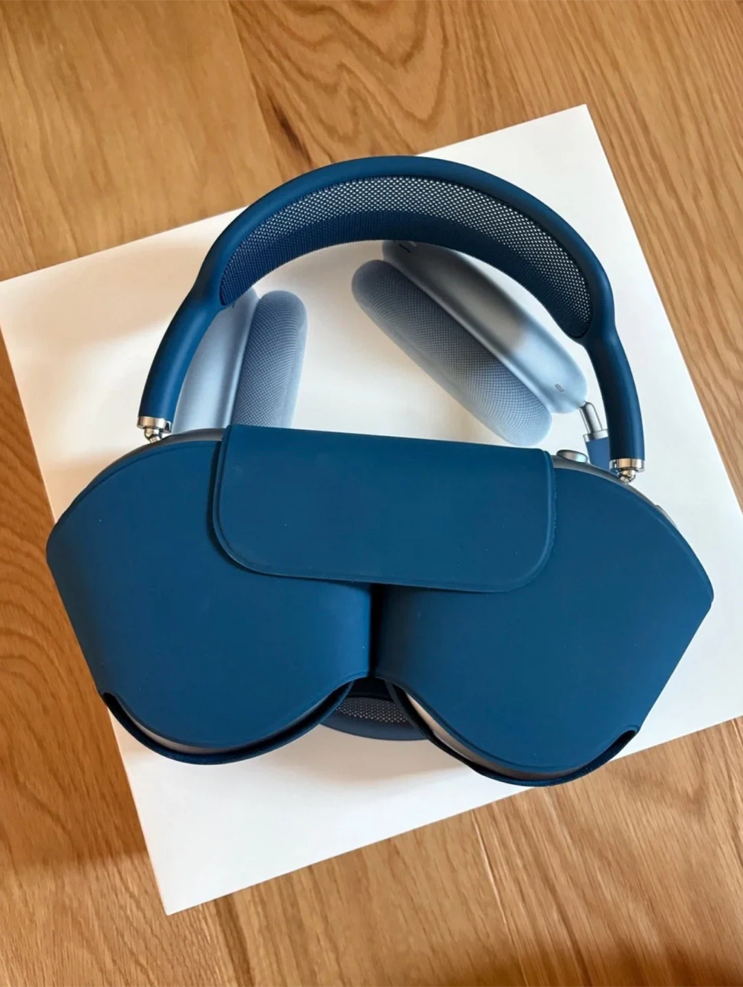 Apple AirPods Max Headphones - Blue