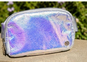 Lululemon OS/TU Fanny Pack Belt Bag Iridescent - photo 2