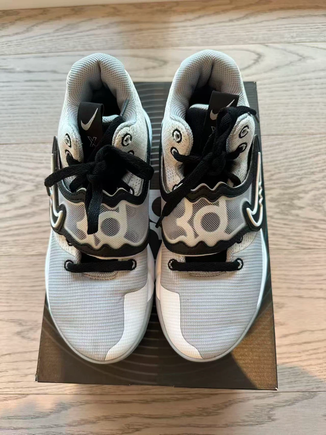 Nike KD Trey 5 VIII Basketball Shoes size 7 men barley used - photo 2