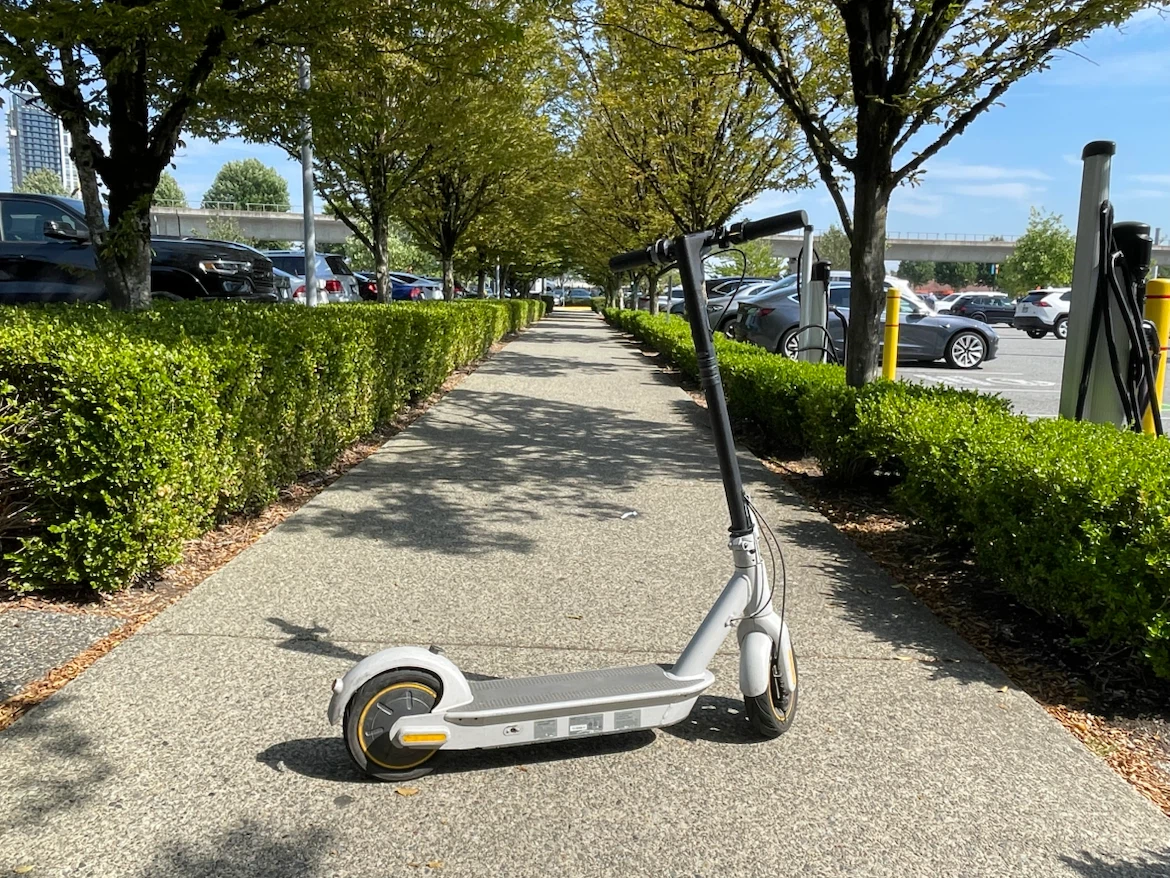 Segway Ninebot G30LP MAX Electric Scooter