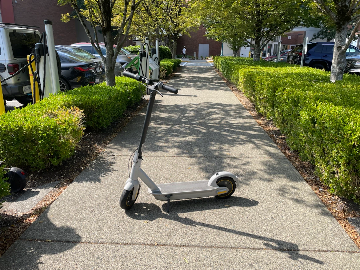 Segway Ninebot G30LP MAX Electric Scooter - photo 3