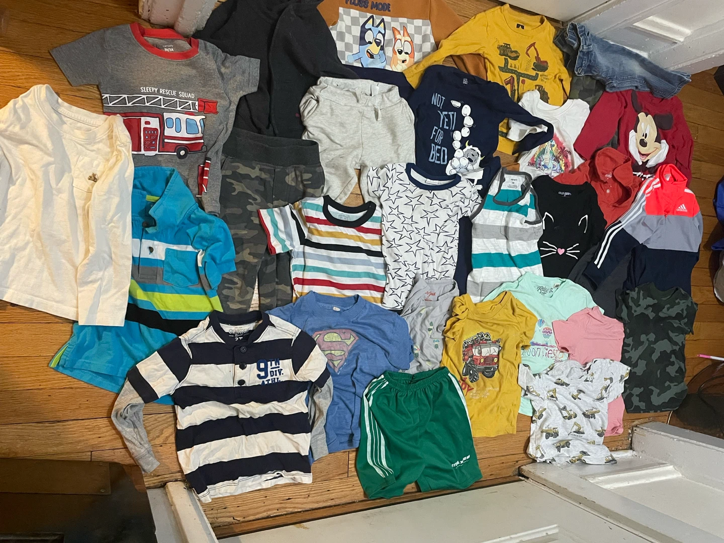 Huge 3T Assorted Kids Clothing Bundle summer/fall