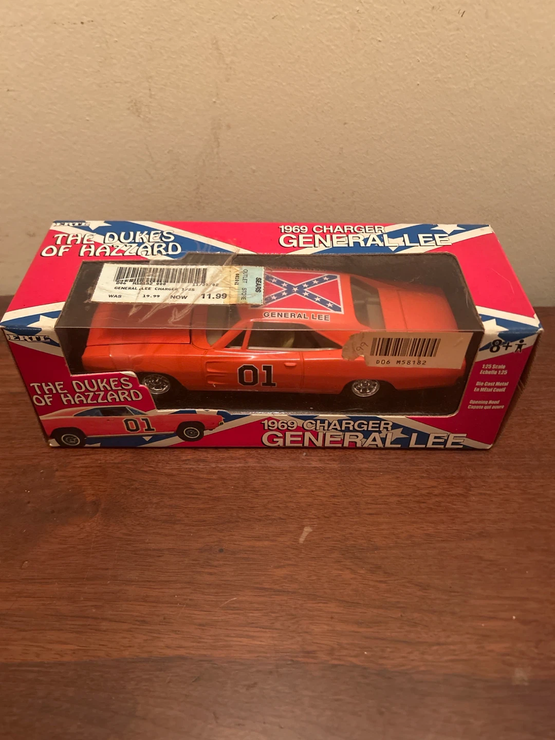 The Dukes of Hazzard 1969 General Lee Charger 1:25 Scale Toy Car