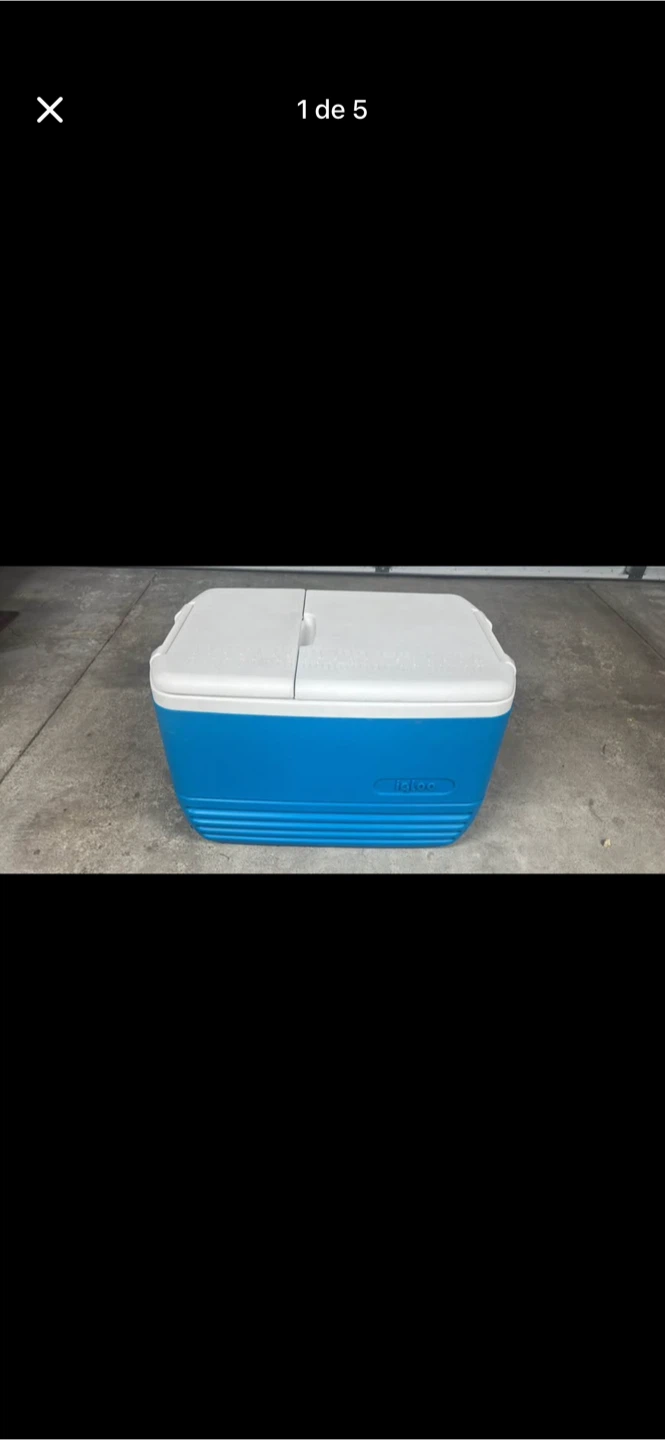 Igloo Rolling Cooler
