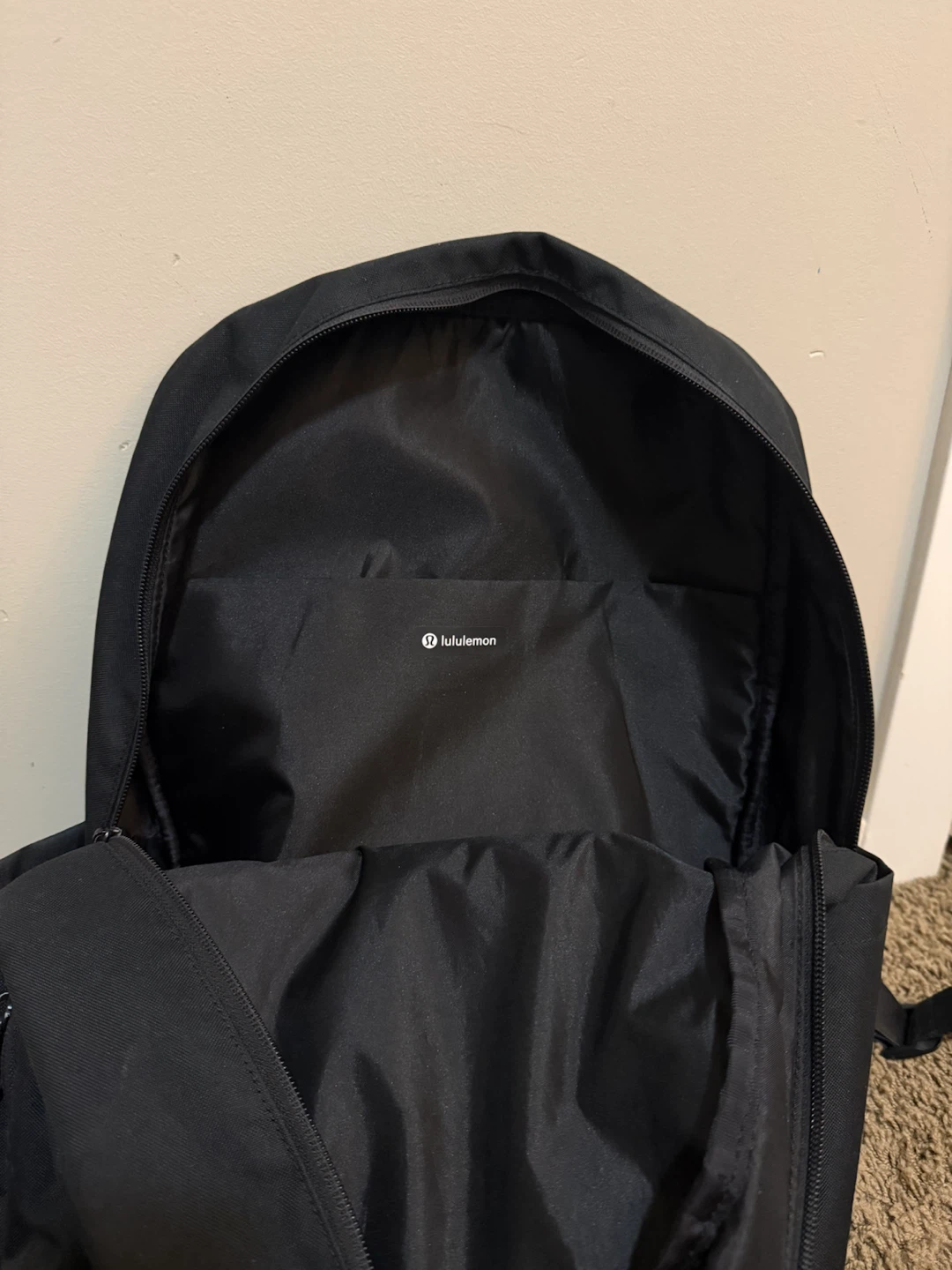 Lululemon Backpack - photo 2