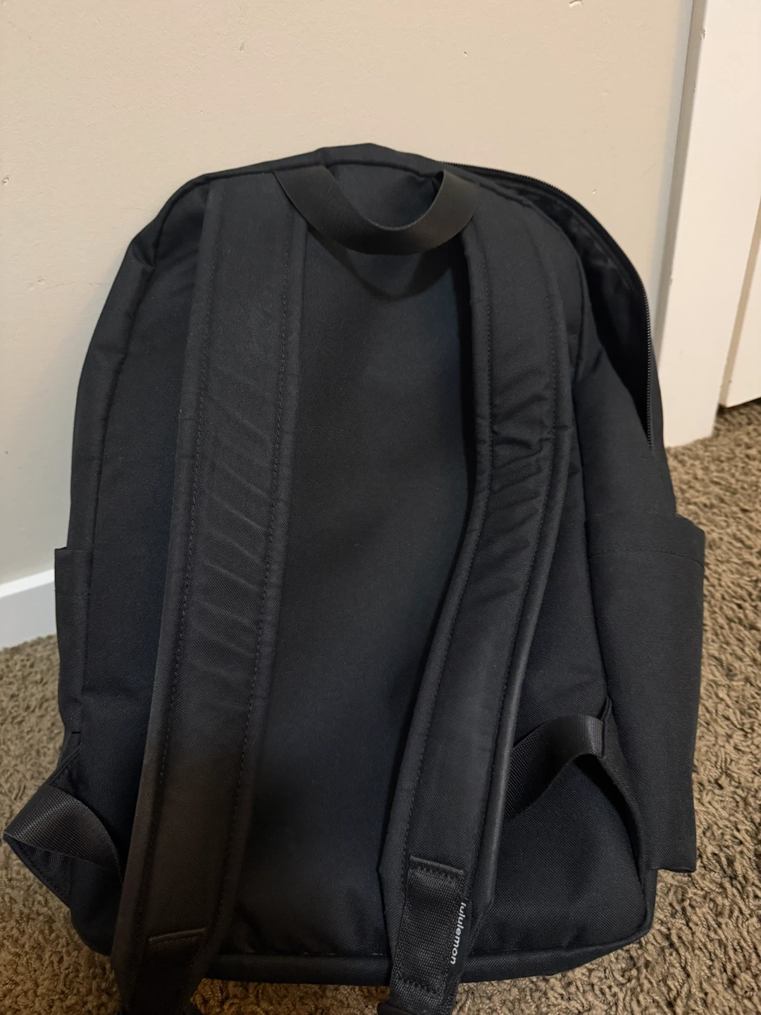 Lululemon Backpack - photo 3