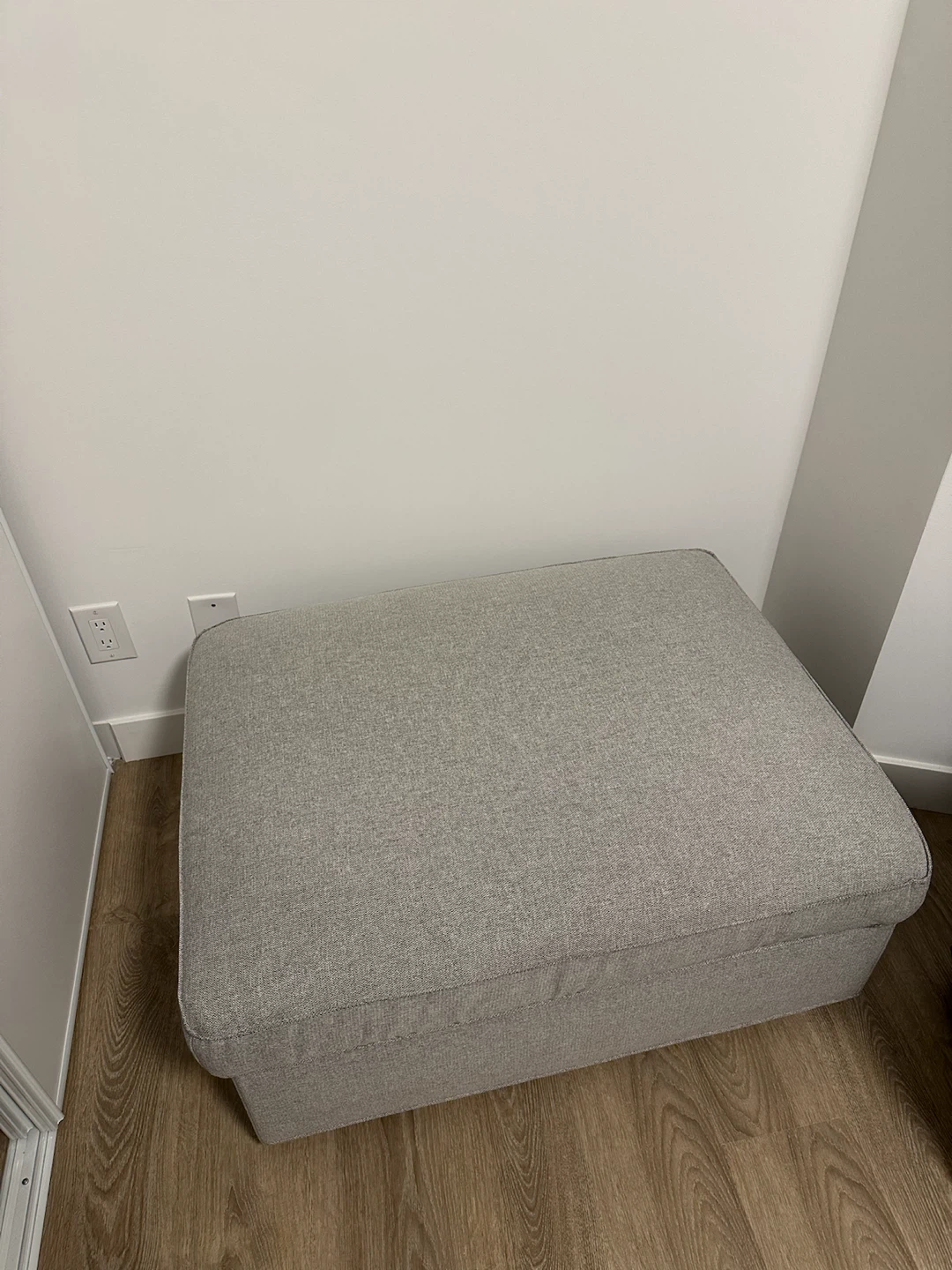 Kivik Ottoman