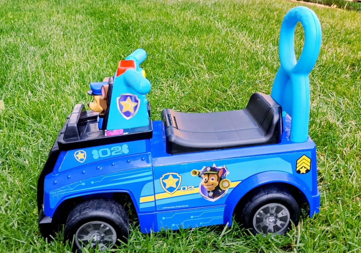 Paw Patrol Chase Ride-On Toy Car - photo 2