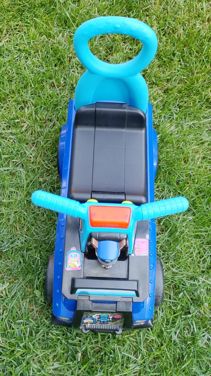 Paw Patrol Chase Ride-On Toy Car - photo 4