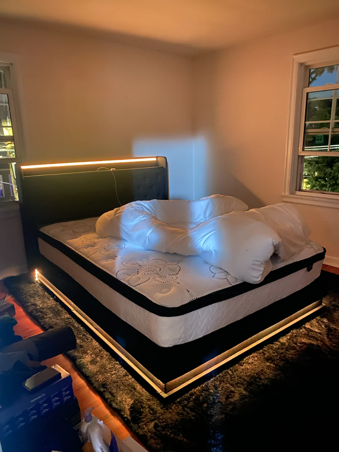 Queen Size Bed Frame & mattress with Storage - photo 3