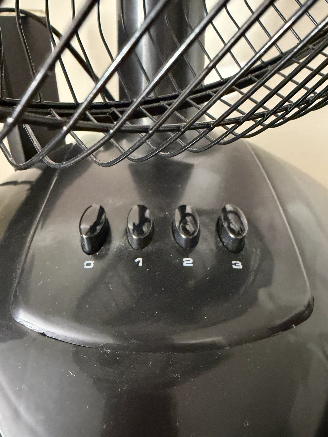 Black Table Fan - photo 2