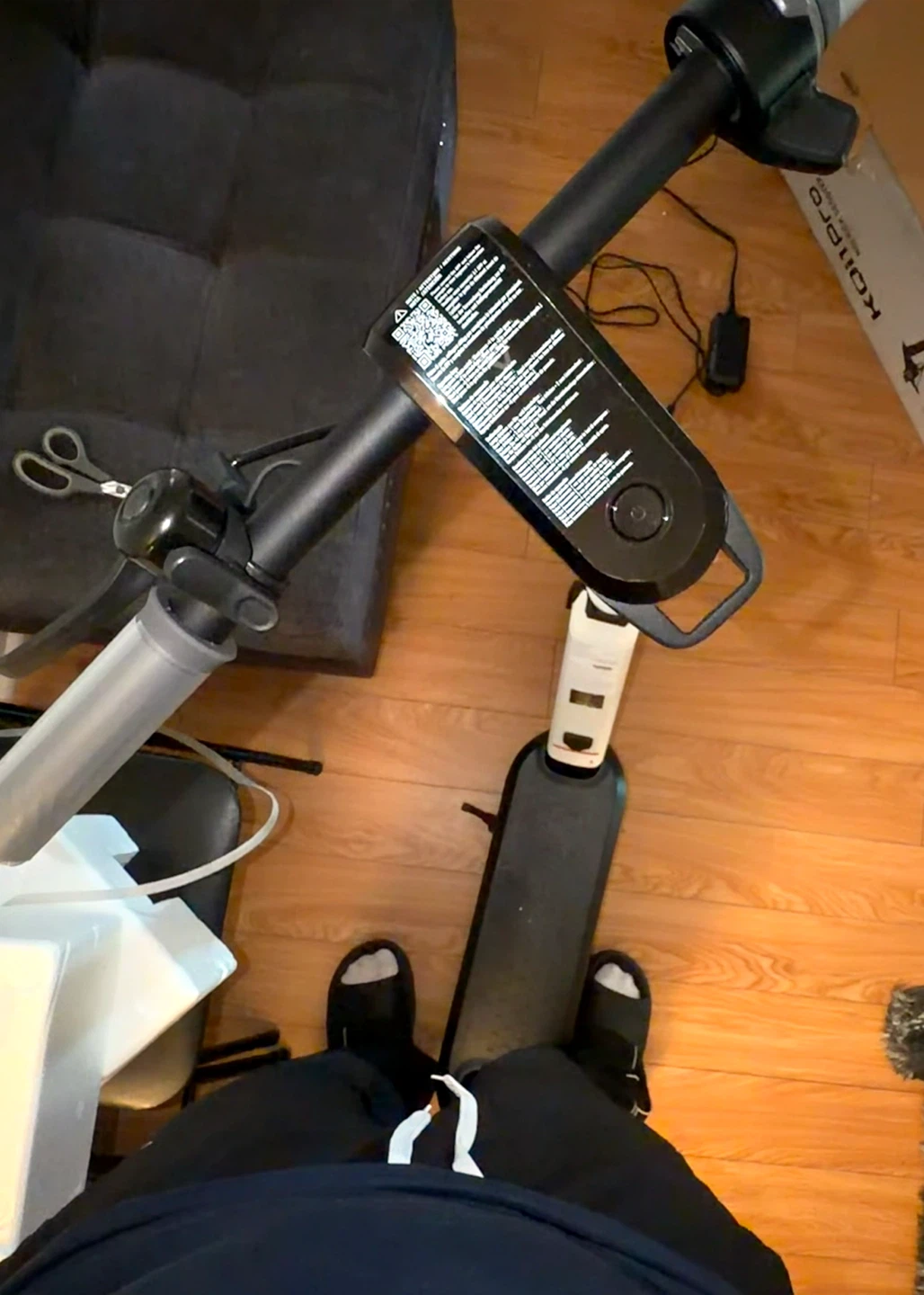 NIU KQi1 Pro Electric Kick Scooter - photo 4