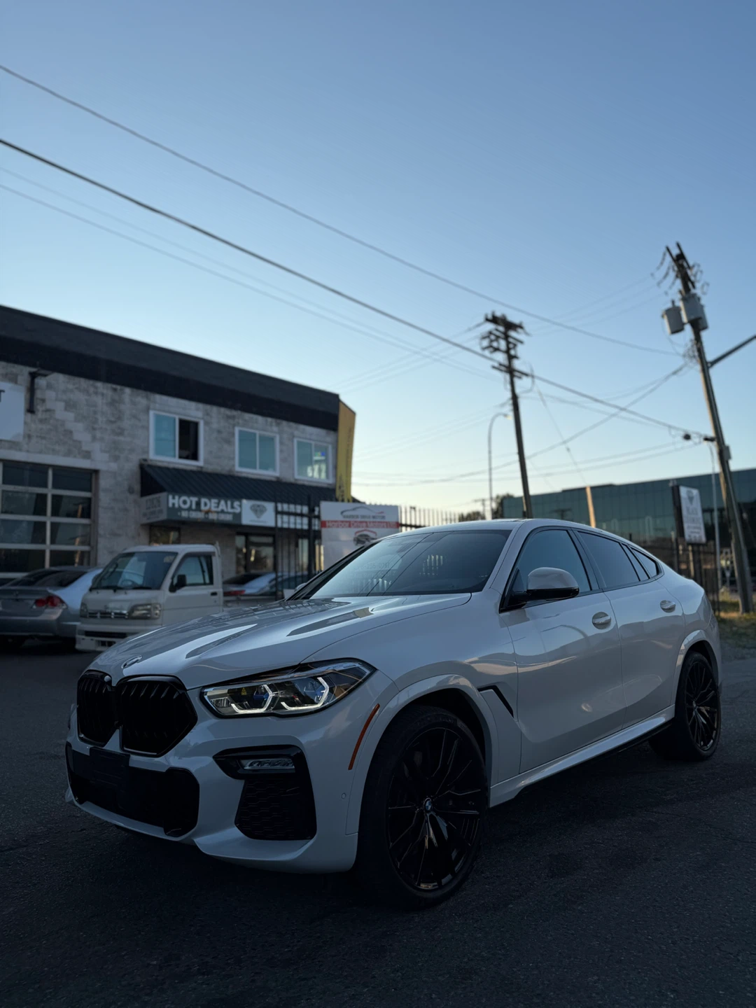 White BMW X6 M Sport - photo 2
