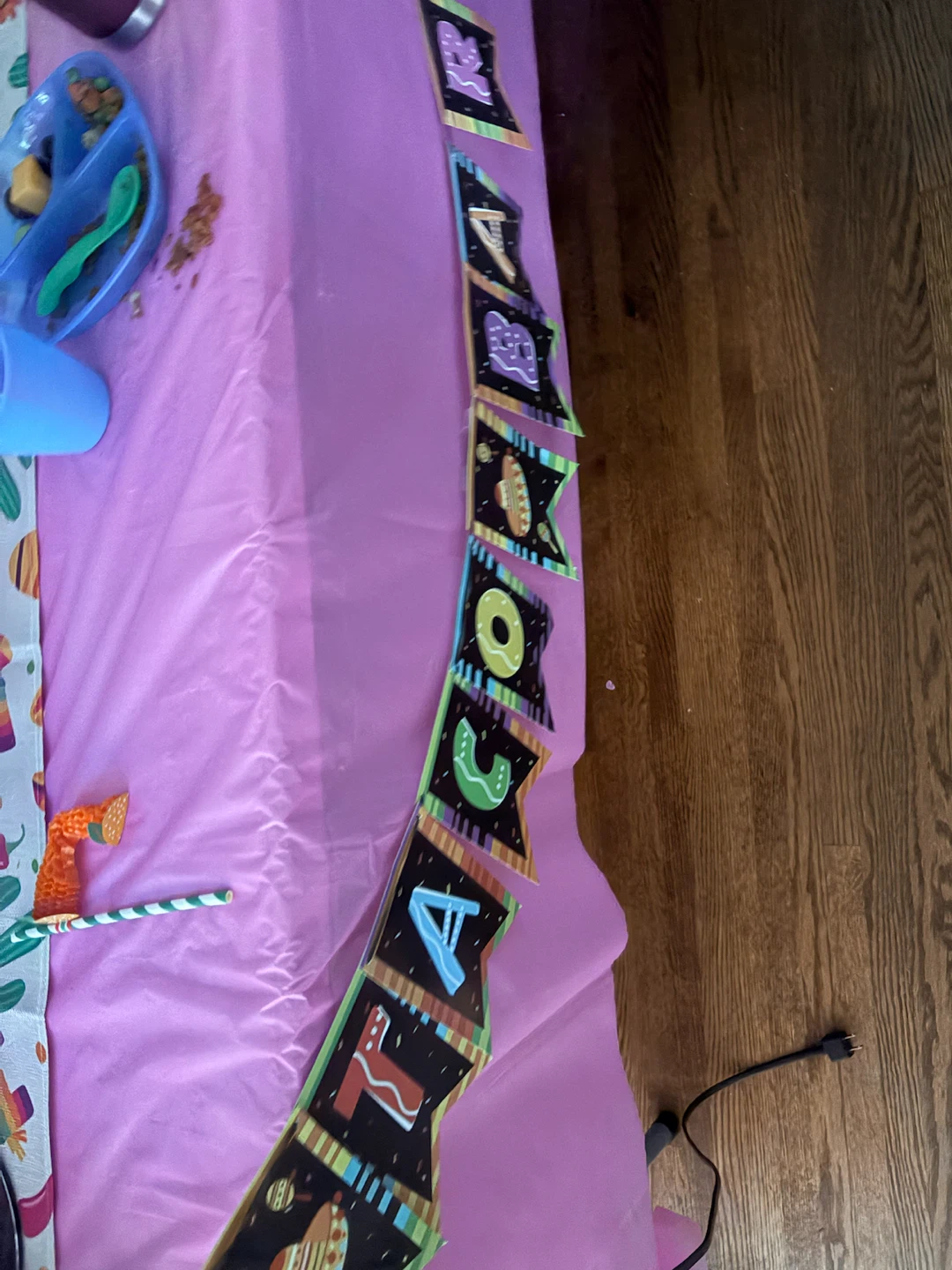 Three-Esta party decorations (third birthday) - photo 5