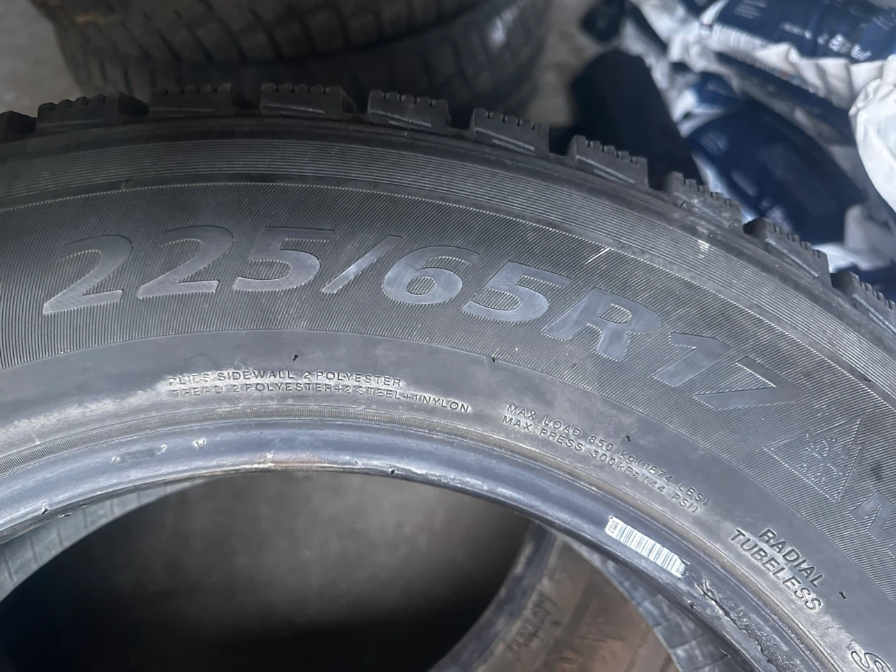 Yokohama iceGUARD Studless SUV Tires - photo 2