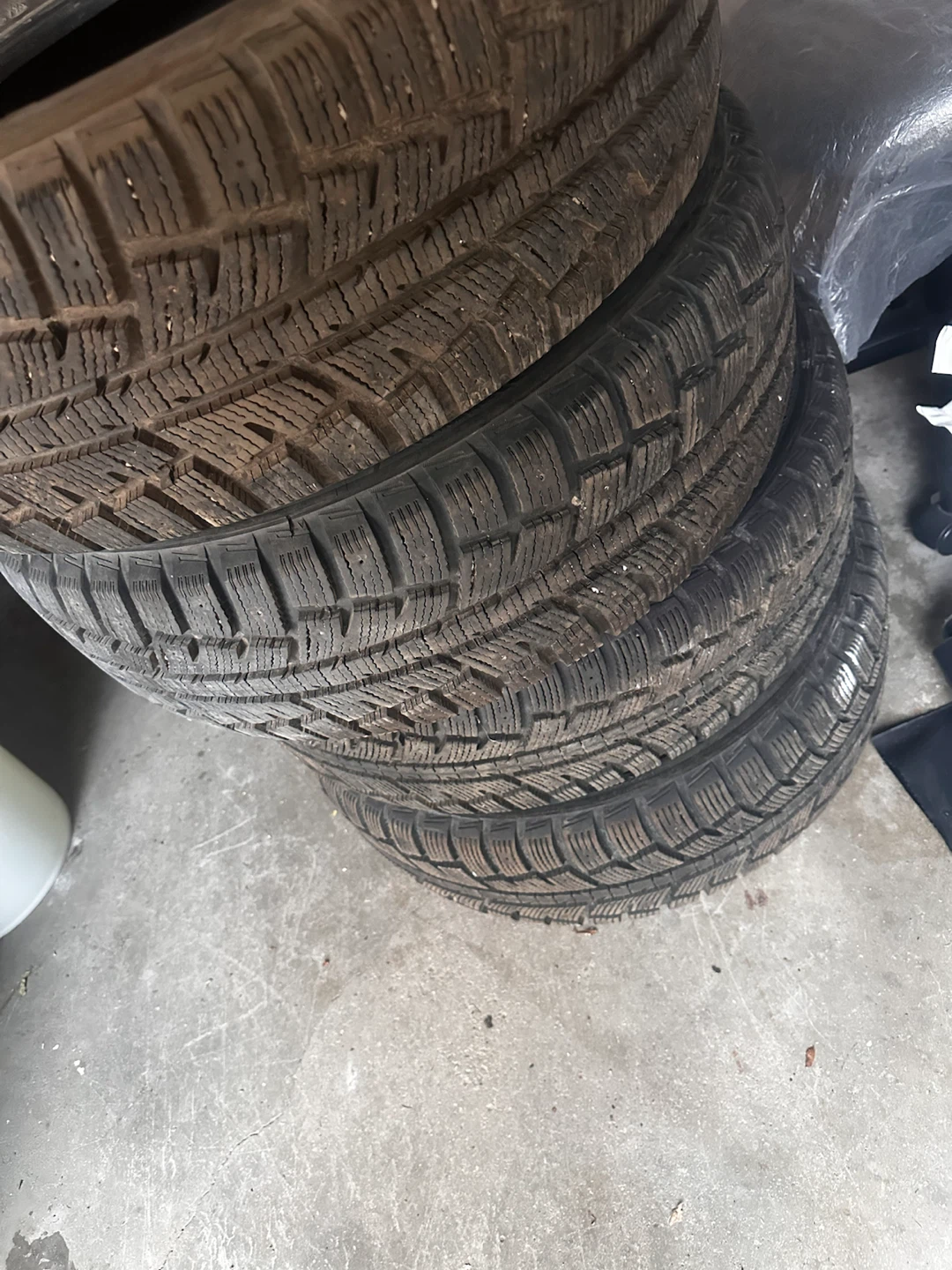 Yokohama iceGUARD Studless SUV Tires - photo 3