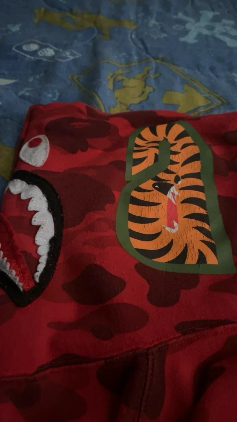 BAPE Red Camo Shark Full Zip Hoodie - photo 5
