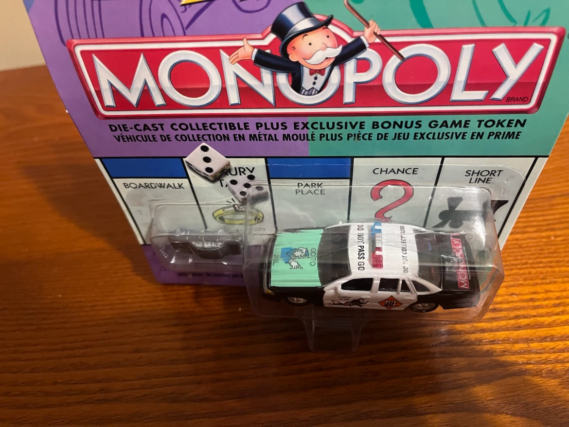 VINTAGE (2000) JOHNNY LIGHTNING MONOPOLY (1:64 Scale diecast) - photo 5