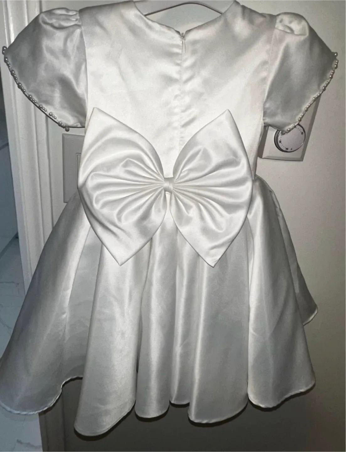 White Christening Dress with Pearls and Bow - photo 2