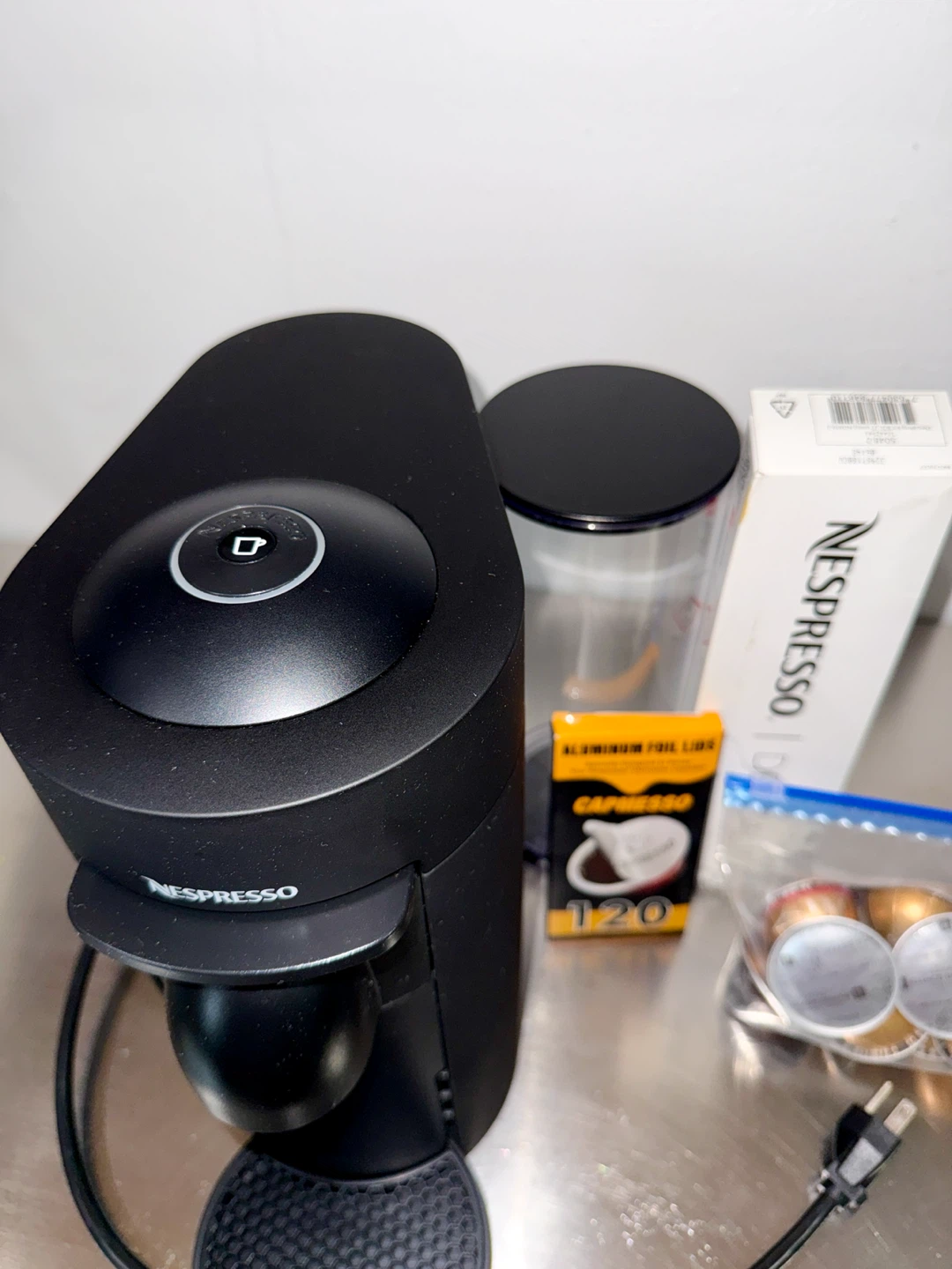 Nespresso VertuoPlus Coffee Machine Bundle - photo 2