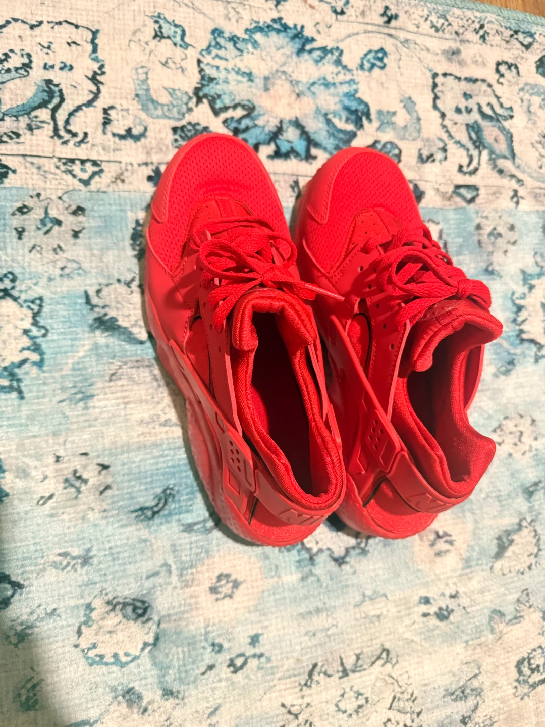 Nike Huarache Run GS Triple Red Sneakers Sz Youth 6.5Y - photo 3