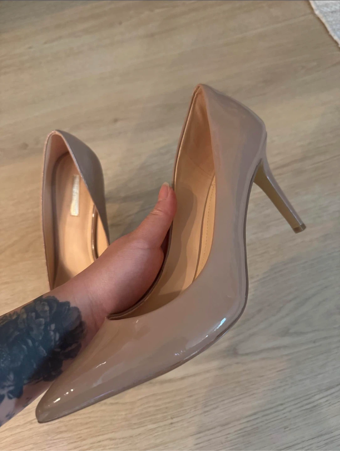 BCBG heels - photo 3