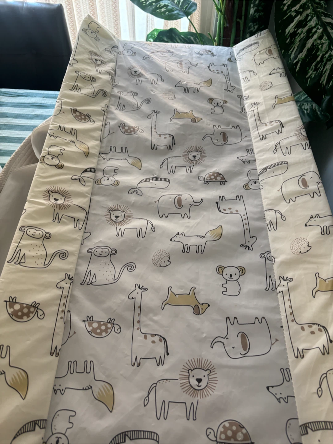Baby Changing Pad with Animal Print - photo 2