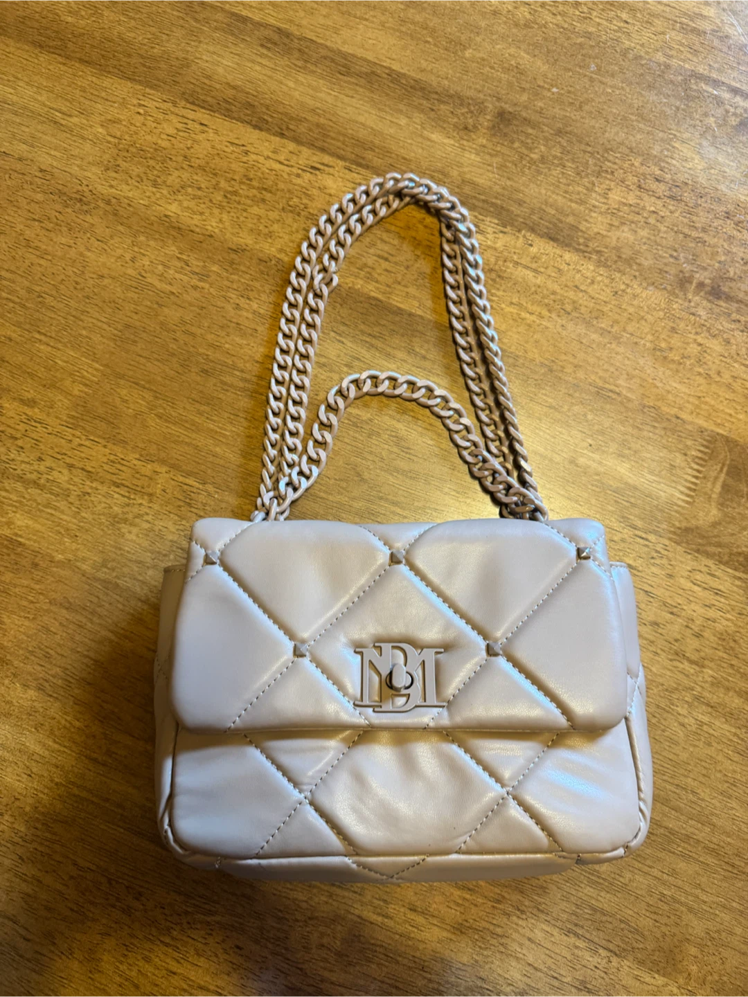 Quilted Chain Shoulder Bag