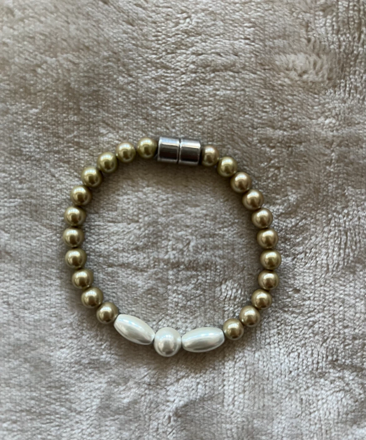 Beaded bracelets, $2 each or $4 for all 3 - photo 2