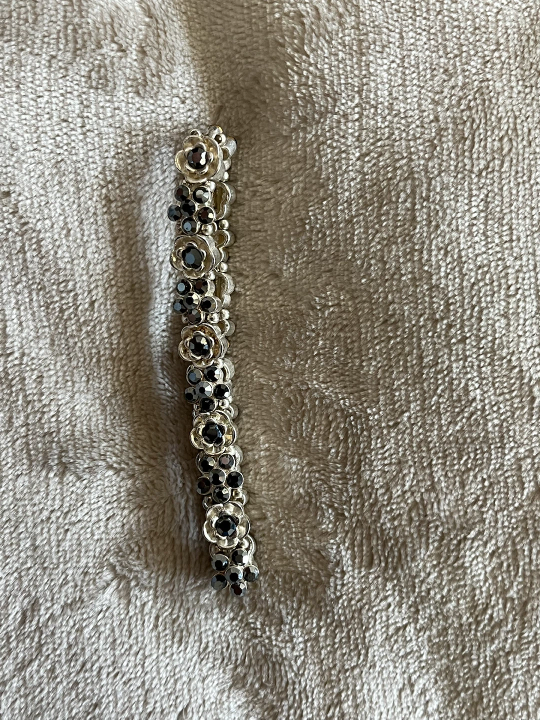 Beaded bracelets, $2 each or $8 for all 6 - photo 2